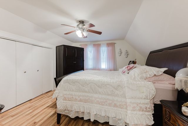 3 Canterberry St, New Bedford, MA 02746
