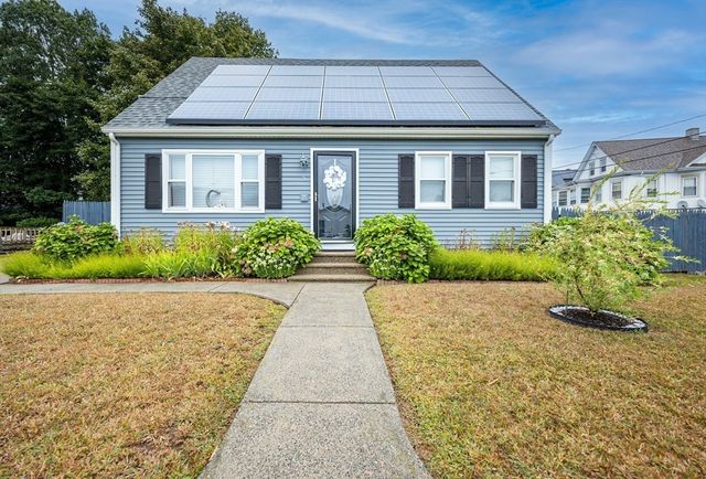 3 Canterberry St, New Bedford, MA 02746