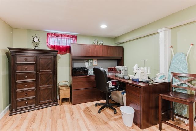 3 Canterberry St, New Bedford, MA 02746
