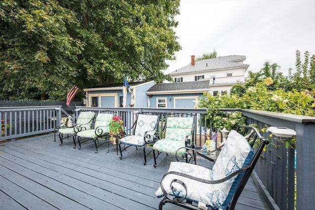 3 Canterberry St, New Bedford, MA 02746