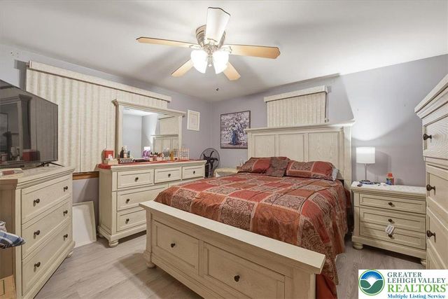 1390 Oakwood Drive, Hanover Twp, PA 18017