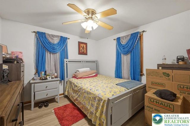 1390 Oakwood Drive, Hanover Twp, PA 18017