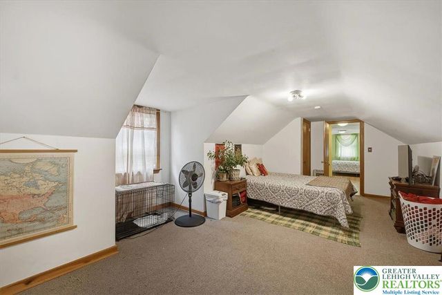 1390 Oakwood Drive, Hanover Twp, PA 18017