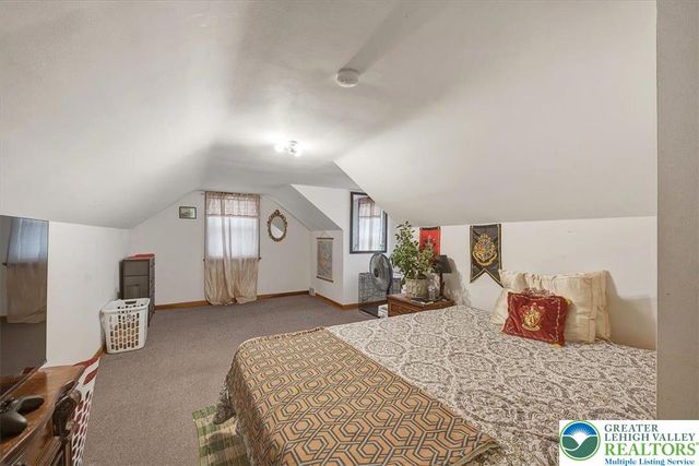 1390 Oakwood Drive, Hanover Twp, PA 18017