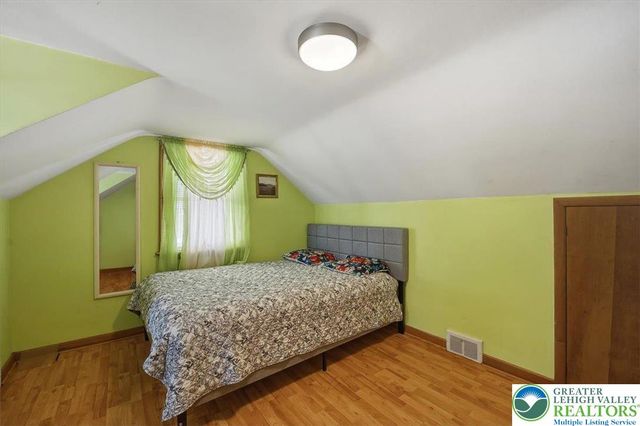 1390 Oakwood Drive, Hanover Twp, PA 18017