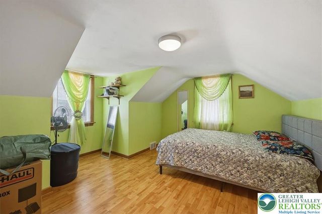 1390 Oakwood Drive, Hanover Twp, PA 18017