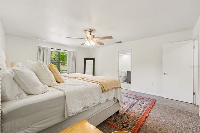 851 ROLLING WOODS LANE, Lakeland, FL 33813