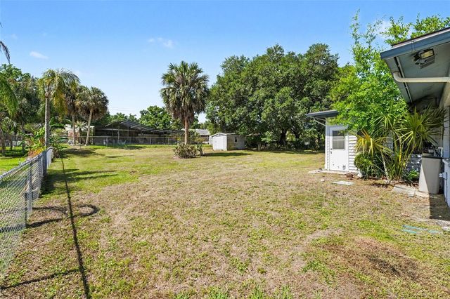 851 ROLLING WOODS LANE, Lakeland, FL 33813