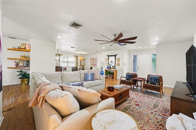 851 ROLLING WOODS LANE, Lakeland, FL 33813