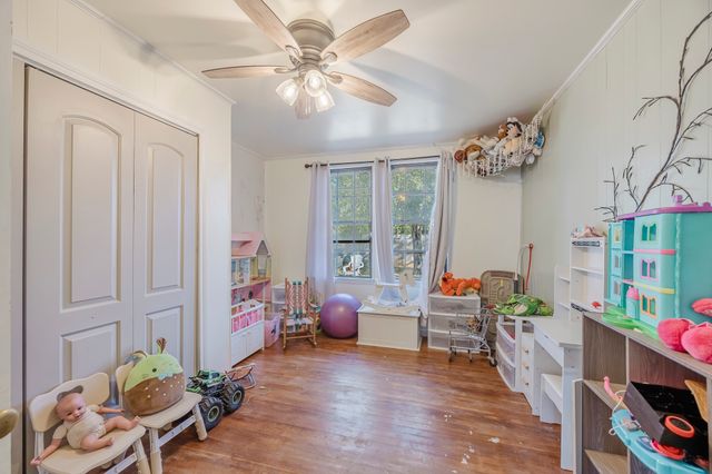 207 E Wilson Avenue, Whitney, TX 76692