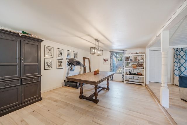 207 E Wilson Avenue, Whitney, TX 76692