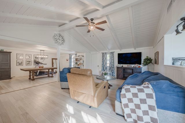 207 E Wilson Avenue, Whitney, TX 76692