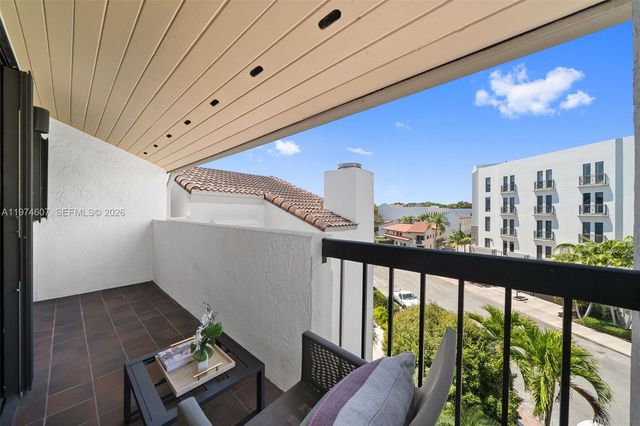 2600 Cardena Street PH4, Coral Gables, FL 33134
