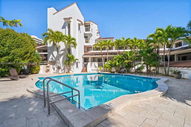 2600 Cardena Street PH4, Coral Gables, FL 33134