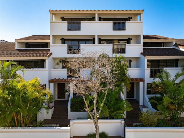 2600 Cardena Street PH4, Coral Gables, FL 33134