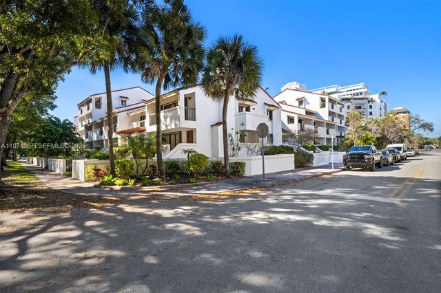 2600 Cardena Street PH4, Coral Gables, FL 33134