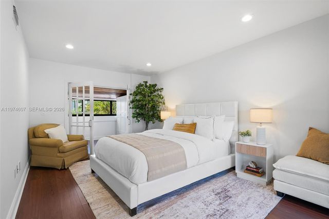 2600 Cardena Street PH4, Coral Gables, FL 33134