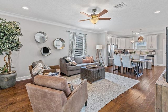 211 W Clarence St Street, Lake Charles, LA 70601