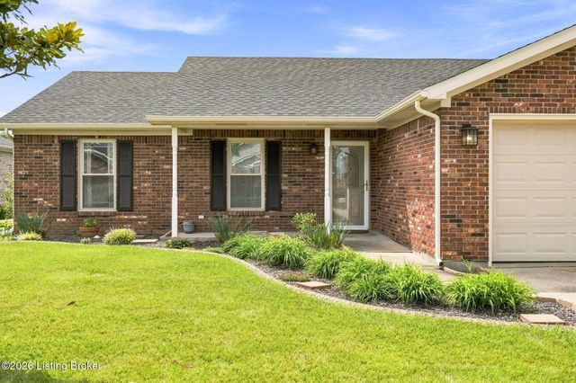 1722 Summerlin Place Pl, Jeffersonville, IN 47130