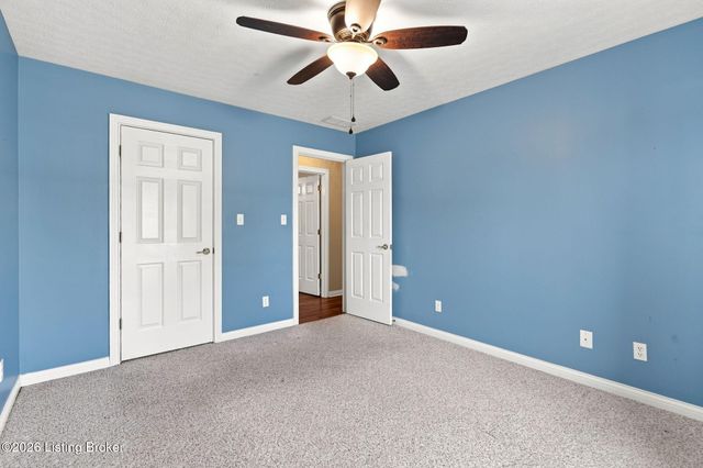 1722 Summerlin Place Pl, Jeffersonville, IN 47130