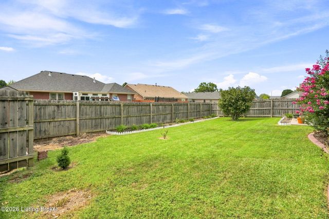 1722 Summerlin Place Pl, Jeffersonville, IN 47130