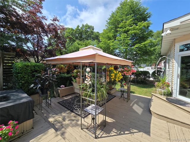 96 Chenango Drive, Bay Shore, NY 11706