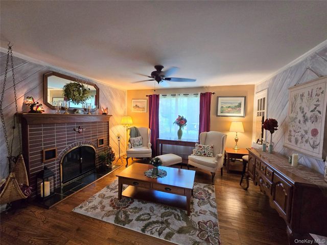 96 Chenango Drive, Bay Shore, NY 11706