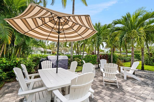 1025 CASUARINA Road 7, Delray Beach, FL 33483