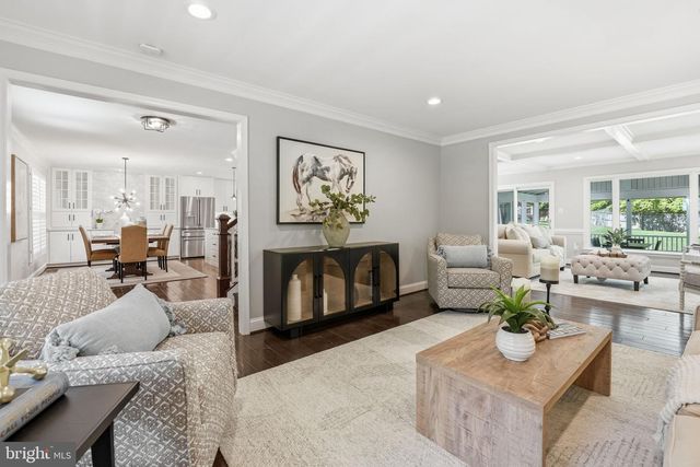 2638 OAKTON GLEN DR, Vienna, VA 22181