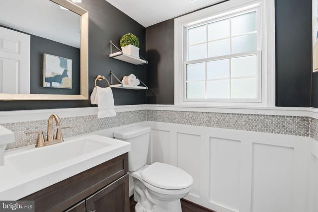2638 OAKTON GLEN DR, Vienna, VA 22181