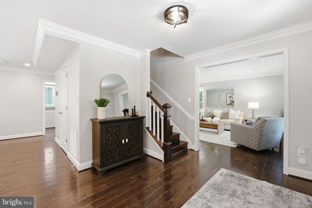 2638 OAKTON GLEN DR, Vienna, VA 22181