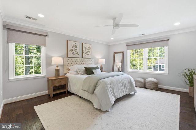 2638 OAKTON GLEN DR, Vienna, VA 22181
