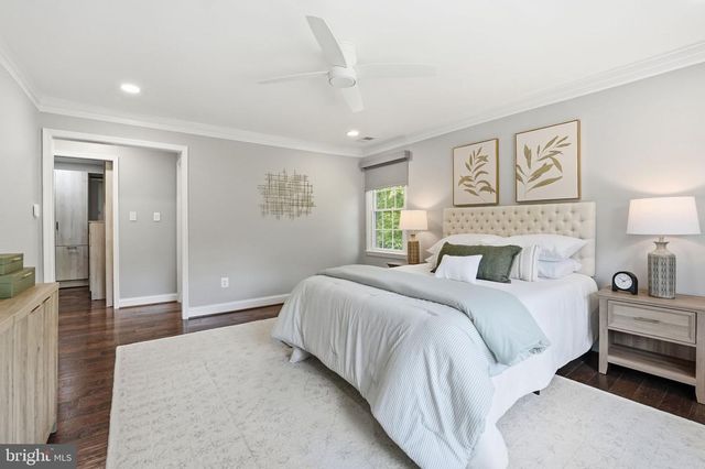 2638 OAKTON GLEN DR, Vienna, VA 22181