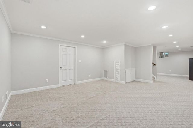 2638 OAKTON GLEN DR, Vienna, VA 22181