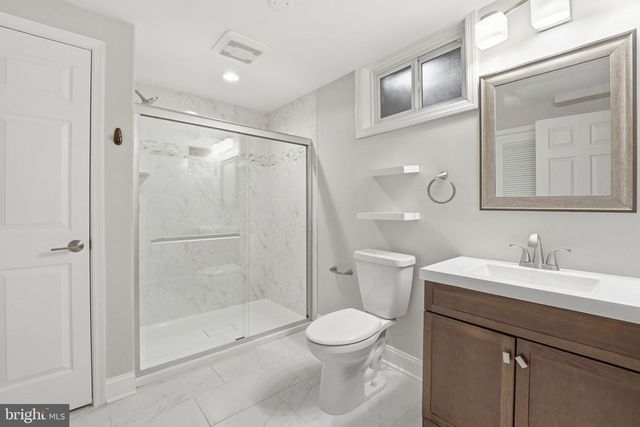 2638 OAKTON GLEN DR, Vienna, VA 22181