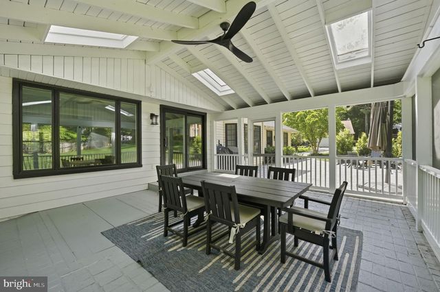 2638 OAKTON GLEN DR, Vienna, VA 22181