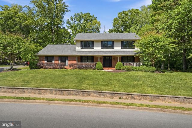 2638 OAKTON GLEN DR, Vienna, VA 22181