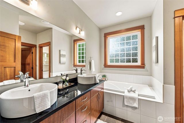9693 Ronald Drive, Blaine, WA 98230