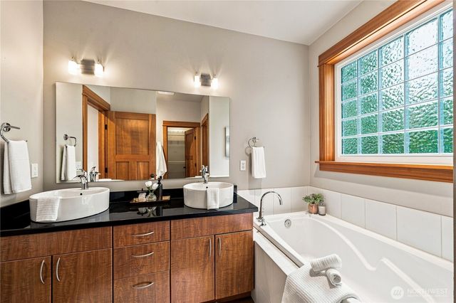 9693 Ronald Drive, Blaine, WA 98230