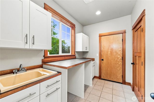 9693 Ronald Drive, Blaine, WA 98230