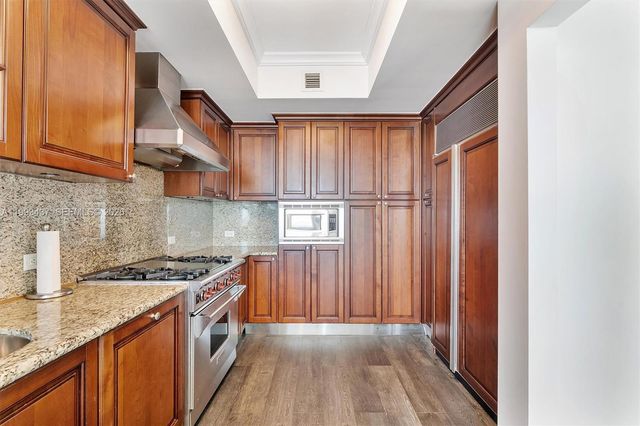 17875 Collins Avenue 3005, Sunny Isles Beach, FL 33160