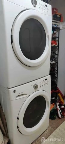 1713 Raspberry Court, Edison, NJ 08817