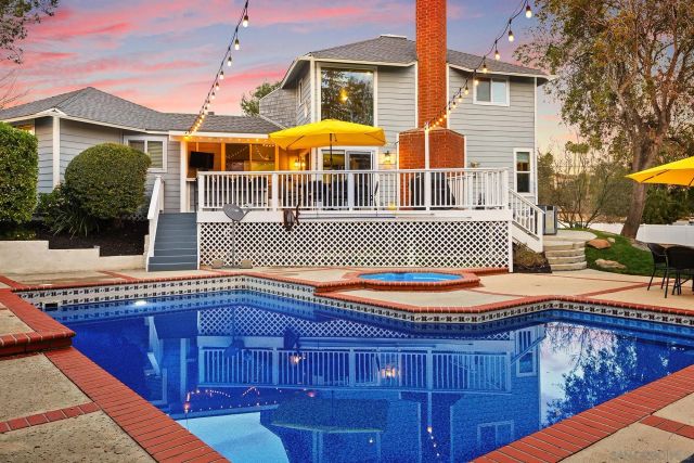 678 Via Rancho Pkwy, Escondido, CA 92029