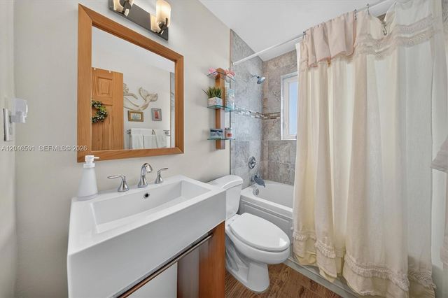 11180 SW 58th Terrace, Miami, FL 33173