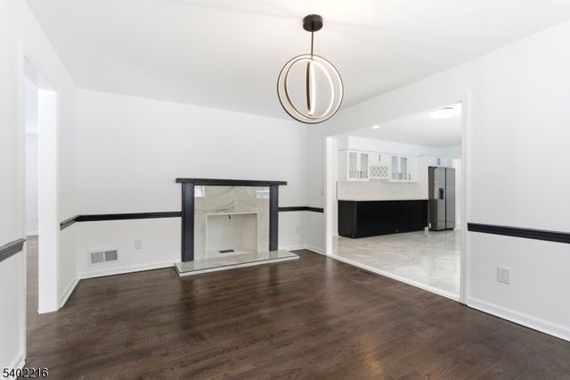 6 House Wren, Allamuchy Twp., NJ 07840