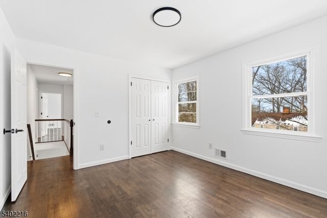 6 House Wren, Allamuchy Twp., NJ 07840