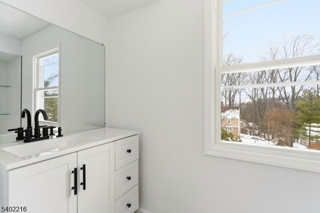 6 House Wren, Allamuchy Twp., NJ 07840