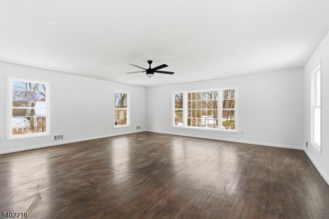 6 House Wren, Allamuchy Twp., NJ 07840