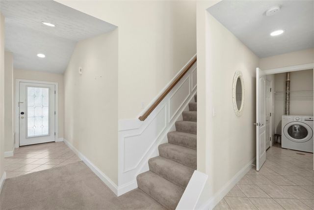 403 Katy Ln, Collier Twp, PA 15071