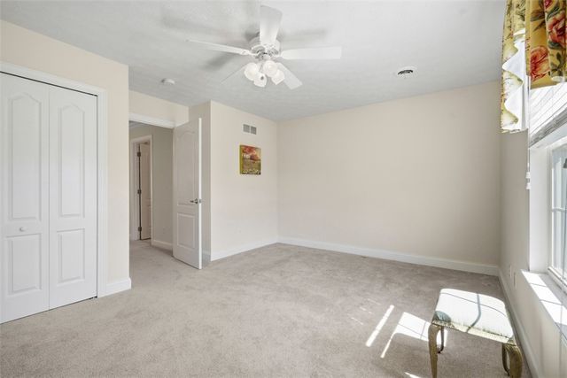 403 Katy Ln, Collier Twp, PA 15071